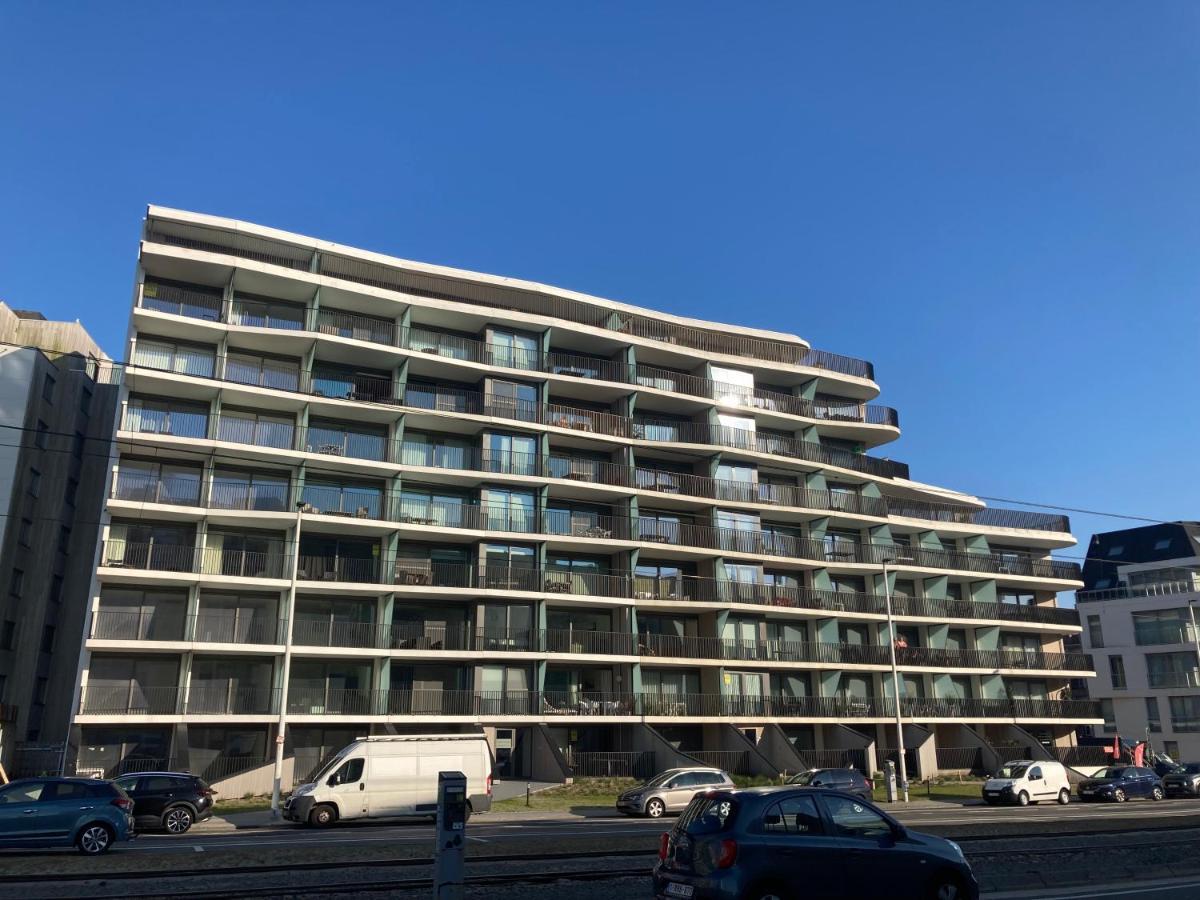 Oostende Luxury Seaview Studio - Large Terrace- Swimming Pool - Parking Экстерьер фото